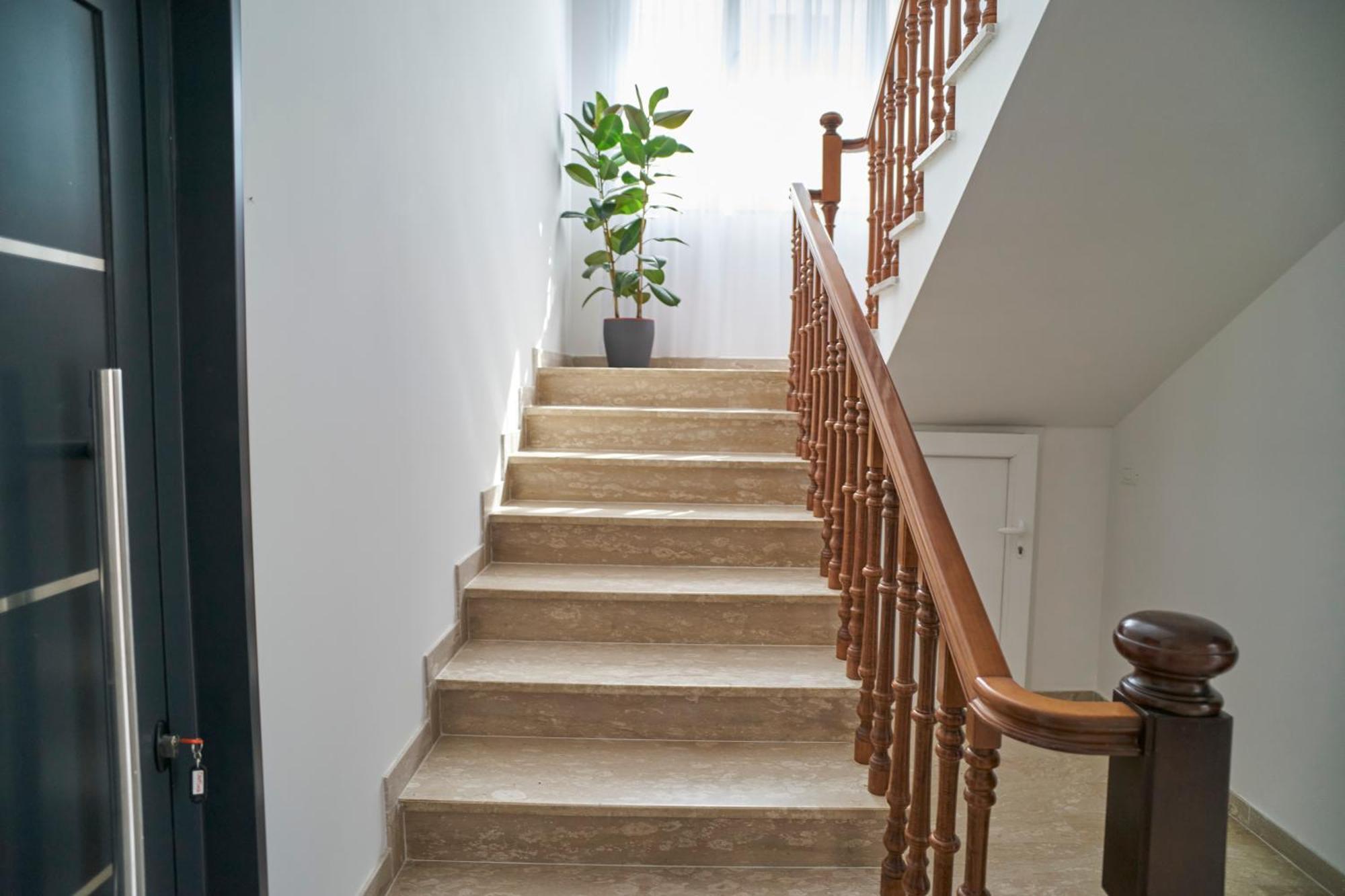 Villa Borghesi Suites Fronte Mare Римини Екстериор снимка